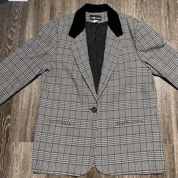 Vintage ‘80s Blazer - Picture 2 of 4